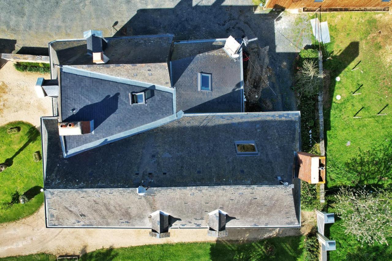Le Bas Chitray Bed & Breakfast Menil Exterior photo